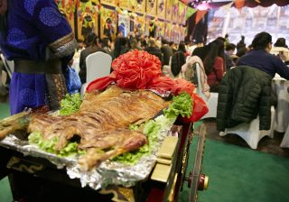 「羊の丸焼き」でブランド化に成功した中国の食肉卸業者