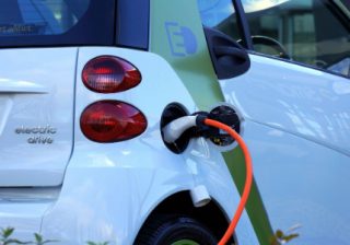 BP傘下のVCが中国企業に初出資。充電網を手がける「電享信息科技」のシリーズAを主導