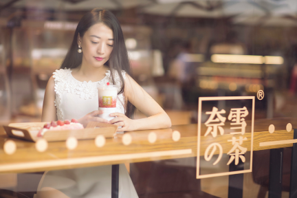 「この業界は皆が思うほど儲からない」、大人気茶飲料「奈雪の茶」創業者へ独自取材