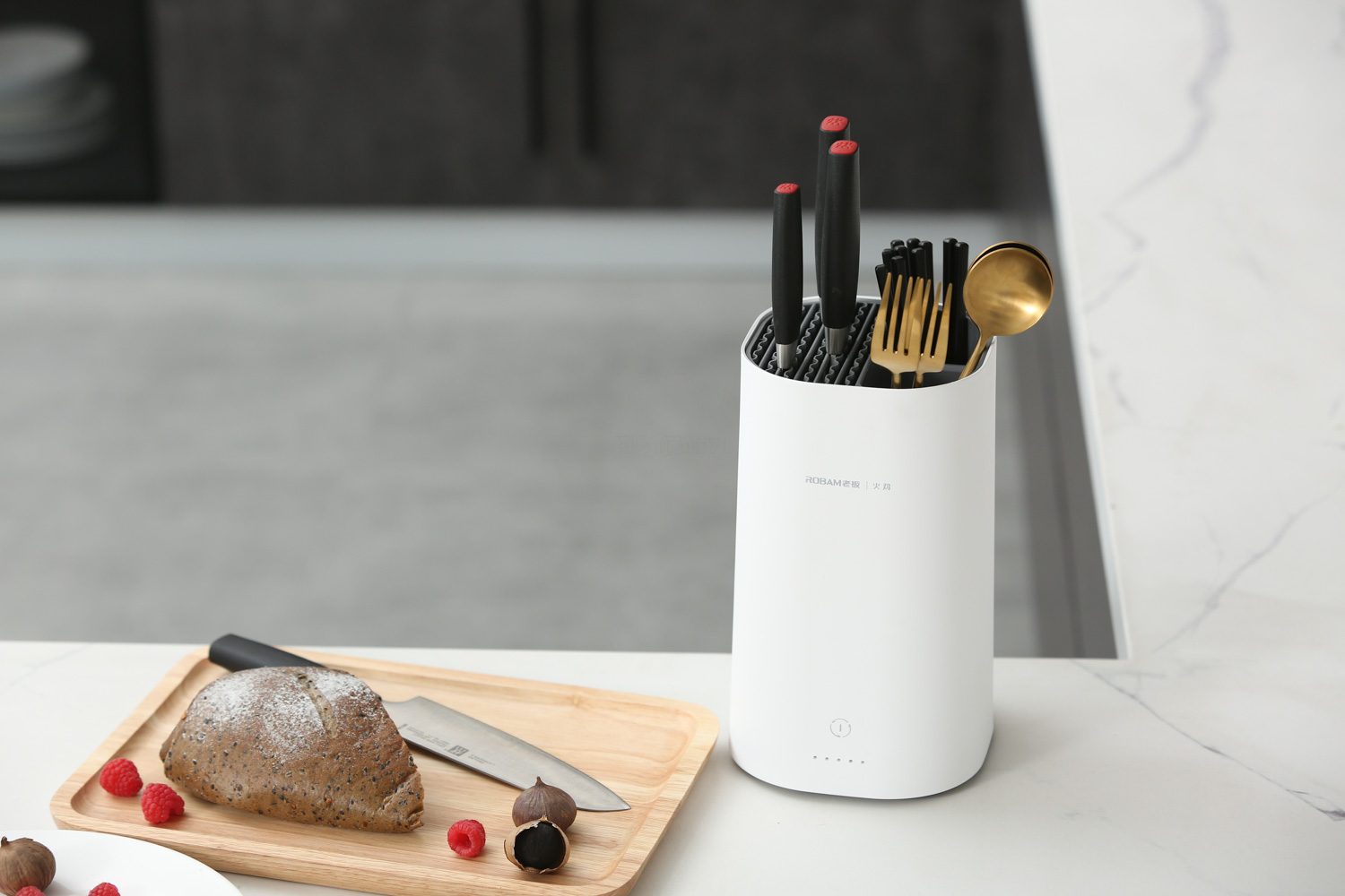 新型コロナ流行を逆手に 滅菌包丁スタンドが中国でブレイク 36kr Japan 最大級の中国テック スタートアップ専門メディア