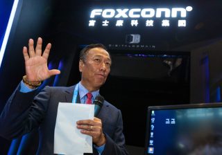 EV分野のアンドロイドを目指す フォックスコン「クルマづくりの野望」(一)