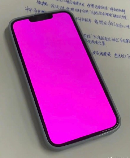 Iphone 13の画面が突然ピンクになる問題 アップル中国が原因説明 36kr Japan 最大級の中国テック スタートアップ専門メディア