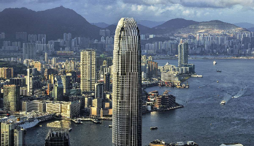 香港、新しい時代の幕開け