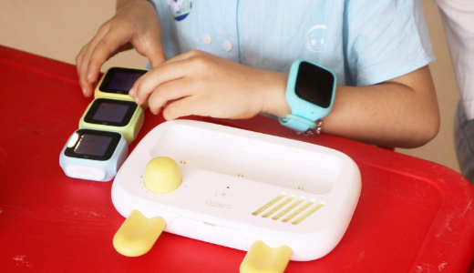 幼児教育ロボット開発の「梧童科技」：エンジェルラウンドで数千万円調達