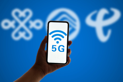 通信大手3社の5Gプラン予約件数が1000万件に迫る勢い　基地局の整備は間に合うか