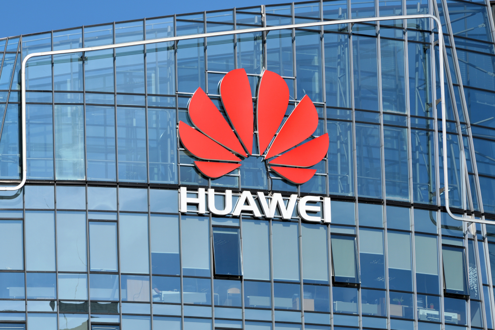 ファーウェイ、スマホ事業の急回復で24年上半期は増収増益　スマートカー事業も着実に成長