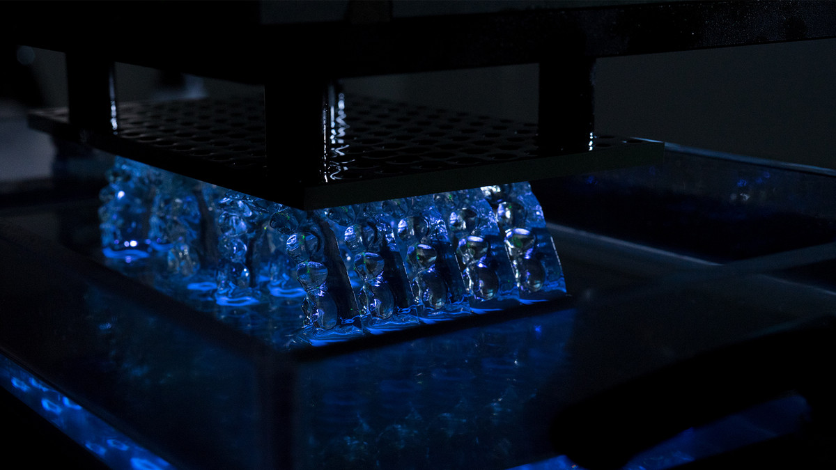 歯科医療分野向けの3Dプリンター「黒格科技」、アラブ首長国連邦「Group 42」から65億円調達