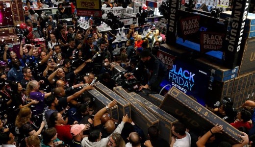 中国の越境EC大手　ブラックフライデーでも火花