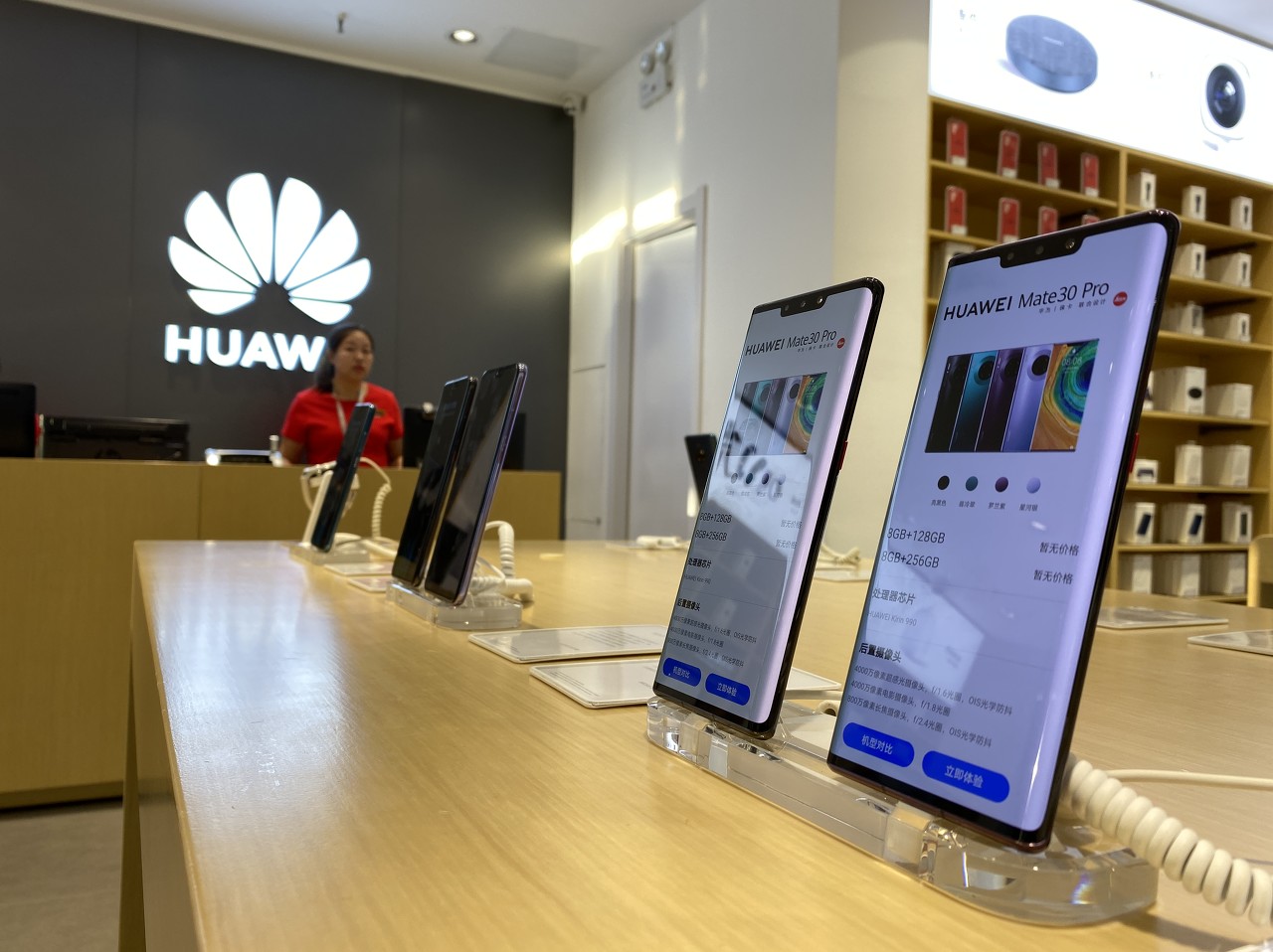 制裁に苦しむファーウェイ、台湾メディアテックからチップを大量調達　ハイエンドモデルにも搭載か