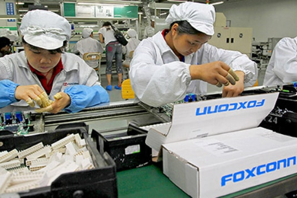 iPhone製造最大手のフォックスコン、「脱中国」の達成は困難