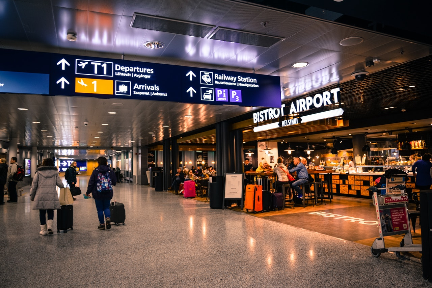 VIP顧客向け空港サービスの「龍騰出行」：シリーズBで数十億円調達