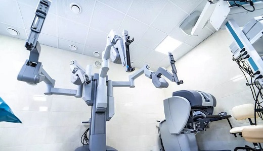 中国初のロボット支援による血管造影手術が成功