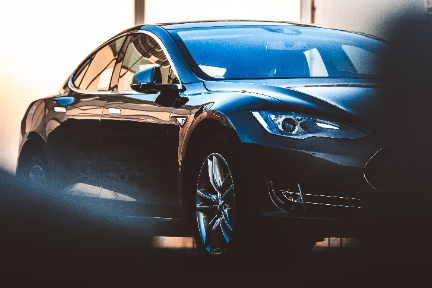 車載電池メーカー最大手「CATL」、テスラタクシーに搭載で2019年は純利益3割増