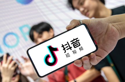本土版TikTok（抖音）がビデオチャット機能を追加　狙うはWechatの牙城か