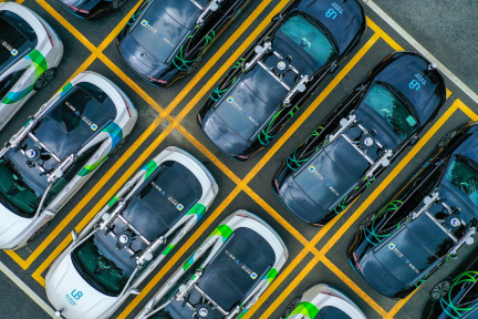 アリババ傘下の配車サービスがWeRideと提携、自動運転タクシーサービスを開始