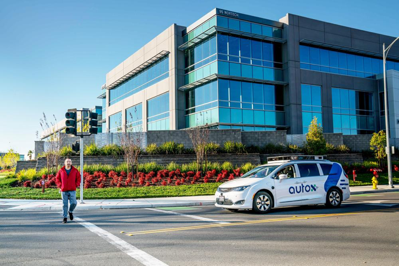 AutoX、米カリフォルニア州で完全無人運転のライセンスを取得　中国企業で初