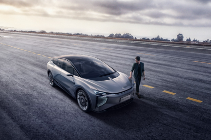 マイクロソフト、中国新興EVメーカーと車載用AIアシスタントの共同開発へ