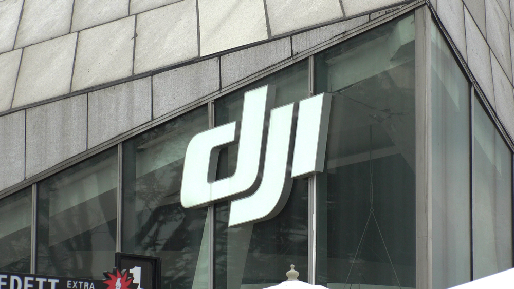 ドローン業界の王者・DJI、次の一手は「ロボット掃除機」来年半ばに発売か