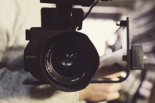 テンセントが短編動画を重点強化　160億円と100億トラフィックを投入