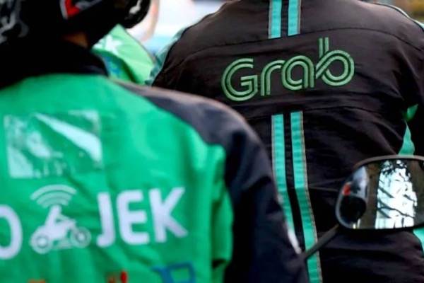 ソフトバンク出資のネット配車大手Grab、ライバルGojekとの合併計画が進展