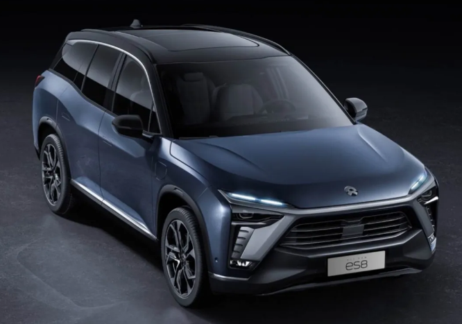 EVの世界販売、33年に化石燃料車超え　EY見通し