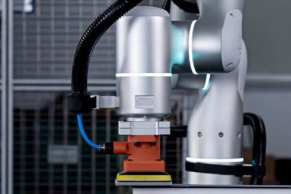 自己適応性を持つ世界初のロボットアーム「Rizon」開発　Flexivが100億円超を調達