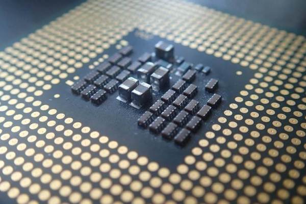 シャオミは大幅増、ファーウェイは大幅減：世界半導体購入額トップ10