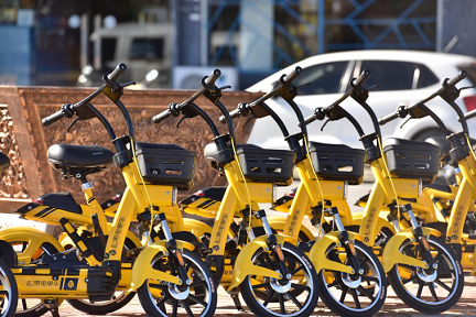 地方都市をターゲットにした電動シェアサイクル、1日300万台が稼働