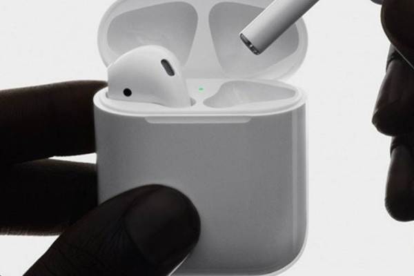 世界のウェアラブルデバイス出荷台数、2020年は4億4470万台　Appleが首位、2位はシャオミ