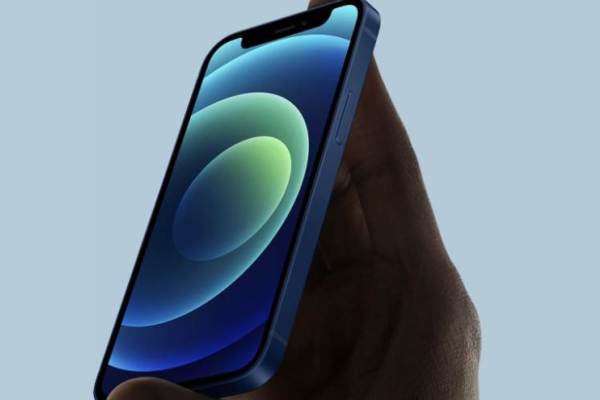 21年スマホ用OLEDパネル：調達量トップ3はアップル、サムスン、シャオミ