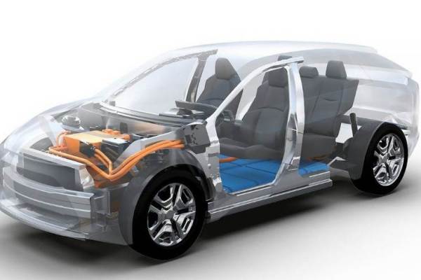 フォックスコンとステランティス、コネクテッドカー向け車載情報システムで合弁会社設立
