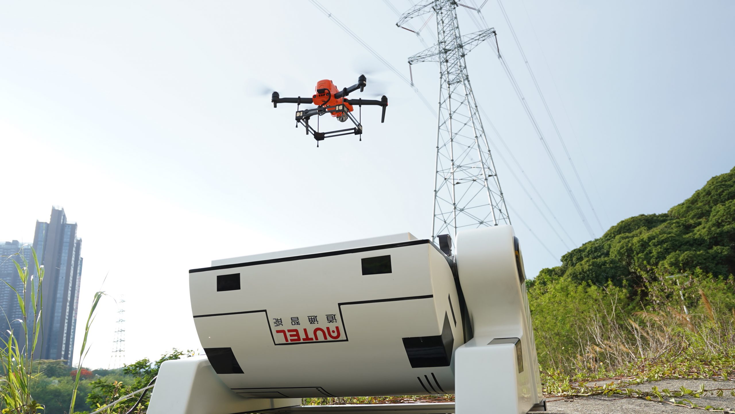 8Kカメラ搭載では最大手DJIに先行　高性能ドローン「Autel Robotics」