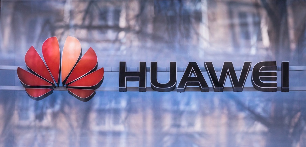 ファーウェイ、24年に液冷超急速充電器10万基以上設置へ