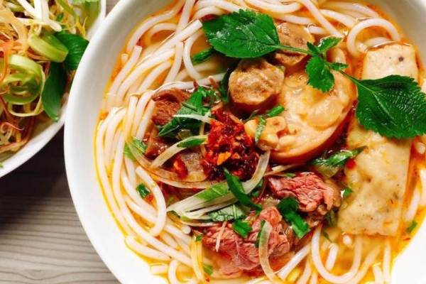 luckin coffee創業者が設立の麺料理チェーン、わずか半年で評価額約170億円へ