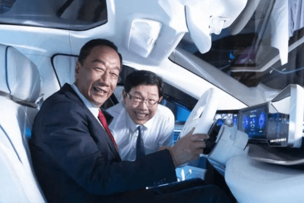 ホンハイ、EV3車種を発表　航続距離は最大750キロ