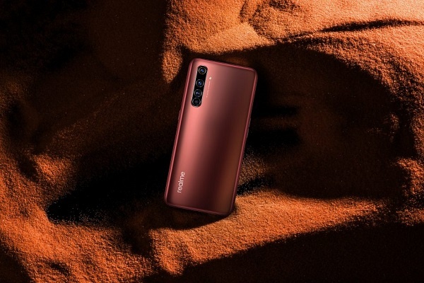 中国OPPO系列の「realme」、ファーウェイ撤退でハイエンドスマホ参入