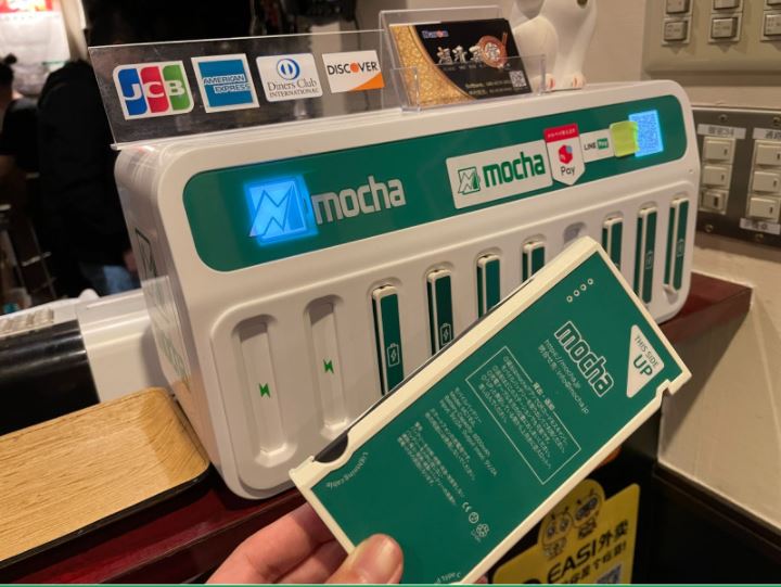 中華食べながらスマホ充電、池袋から広がる異色のバッテリーサービス【中華ビジネス戦記】