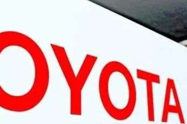 トヨタ、小型EVを中国で発売計画　BYDの電池技術採用