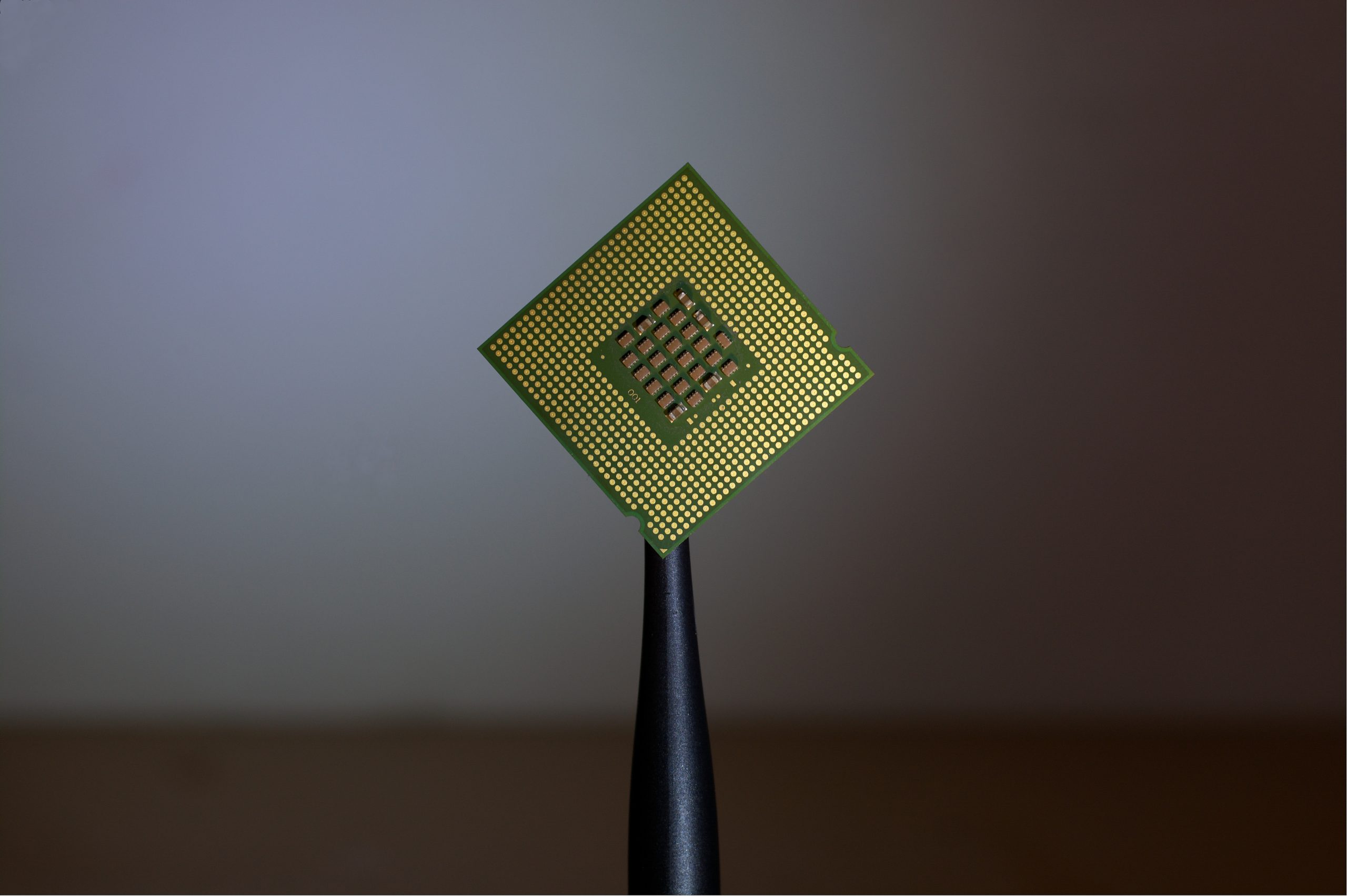 世界半導体産業の設備投資、今年は過去最高の見込み