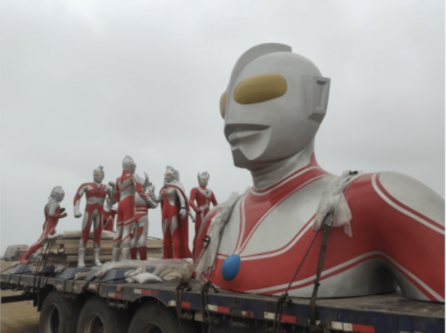 ウルトラマンの大型フィギュア、海南省に到着　中国ファン注目