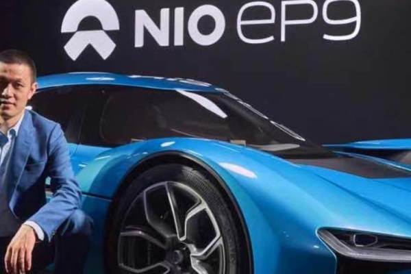 中国版テスラ「NIO」がスマホ事業参入か　業界の実力者迎え足場固め
