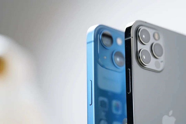 フォックスコン、コロナ急拡大で深圳工場を閉鎖　iPhone 14生産に影響か