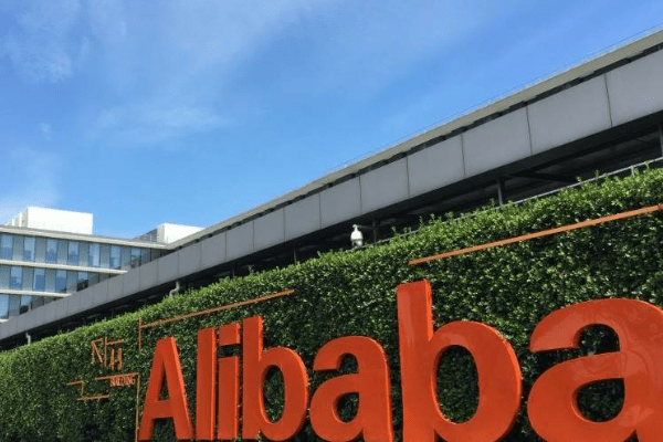 アリババ、テンセントが人員削減か　最大3割リストラとの情報も