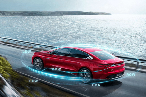 中国BYD、バイドゥと自動運転車を共同開発　新型車量産開始へ