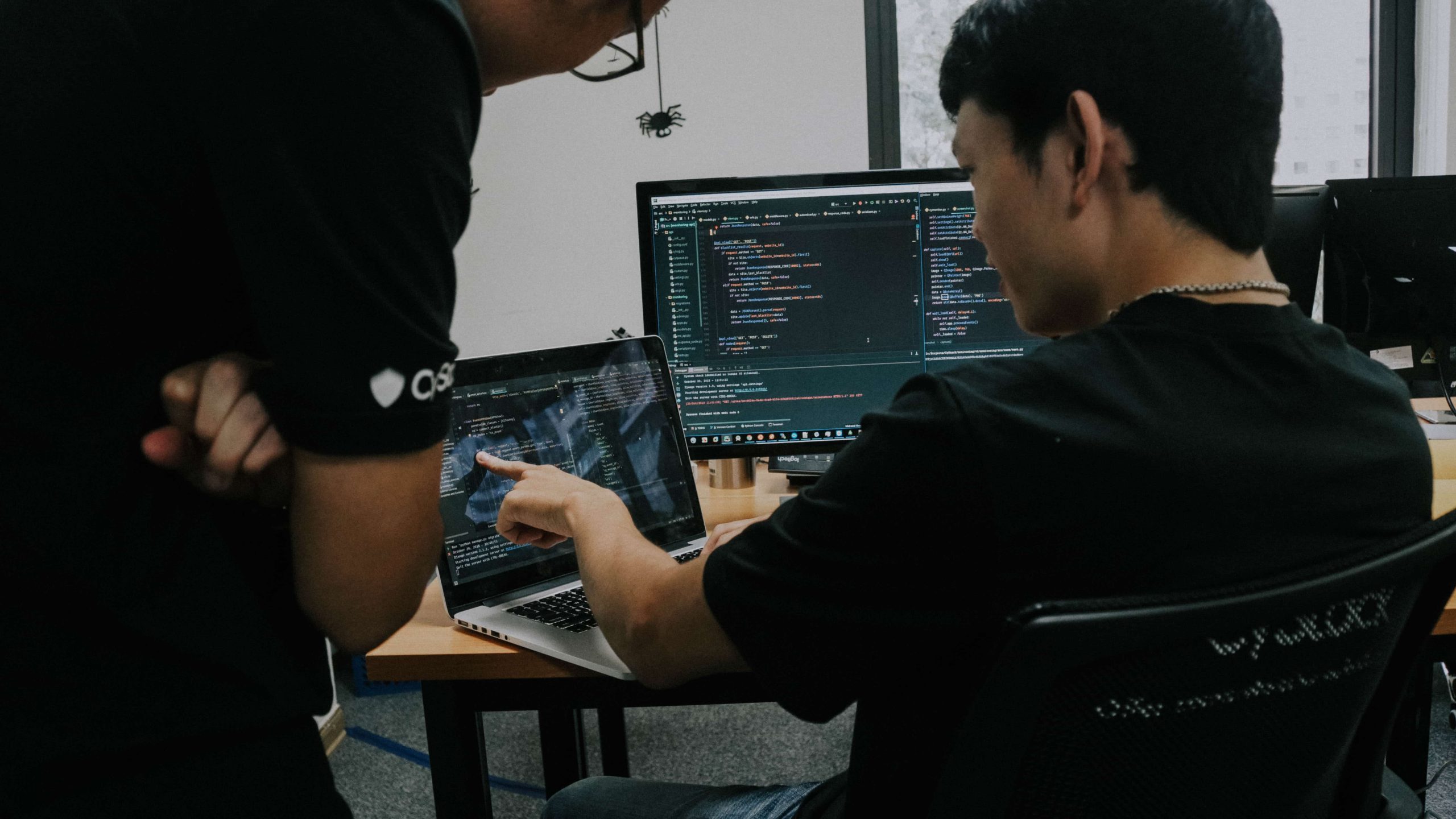 マイクロソフト研究機関、中国国防系7大学のインターシップ停止か。理系トップ学生の進路に痛手