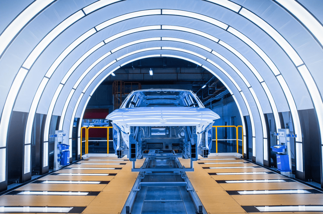中国EV大手「NIO」、車載バッテリー内製化に本腰　パナソニックやアップルから幹部引き抜き