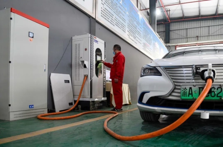 中国初の新エネ車向け車検場、重慶市でオープン　車両の暴走や自然発火を回避