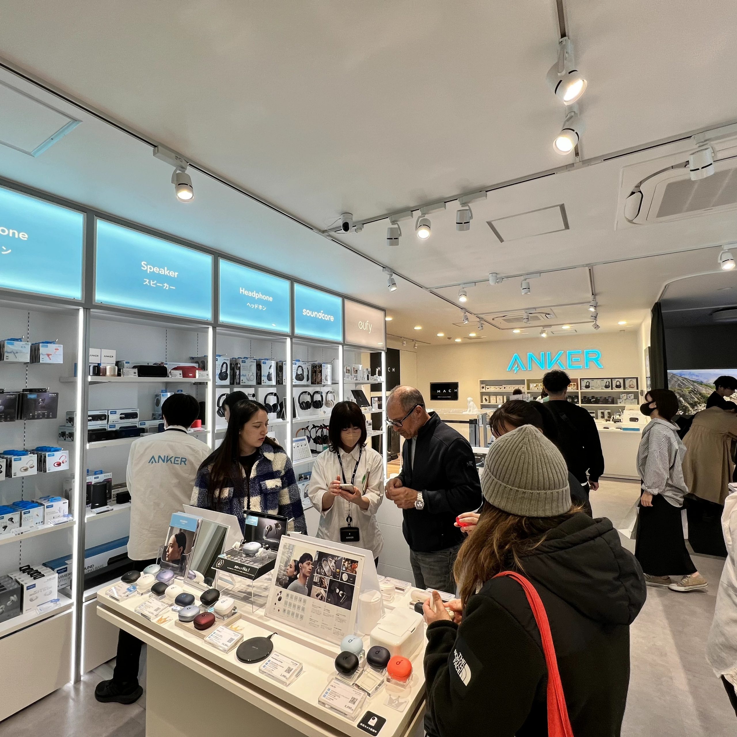 「AIで業務効率を10倍に」、電子機器大手「Anker」のChatGPT活用法