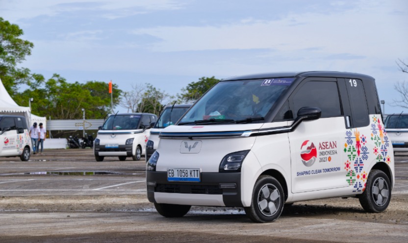 中国格安EVの五菱宏光MINI、ASEAN首脳会議の公式車両に