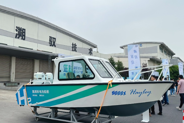 燃料電池の活用広げる中国ベンチャー、バイク・ポータブル電源・船舶で実用化